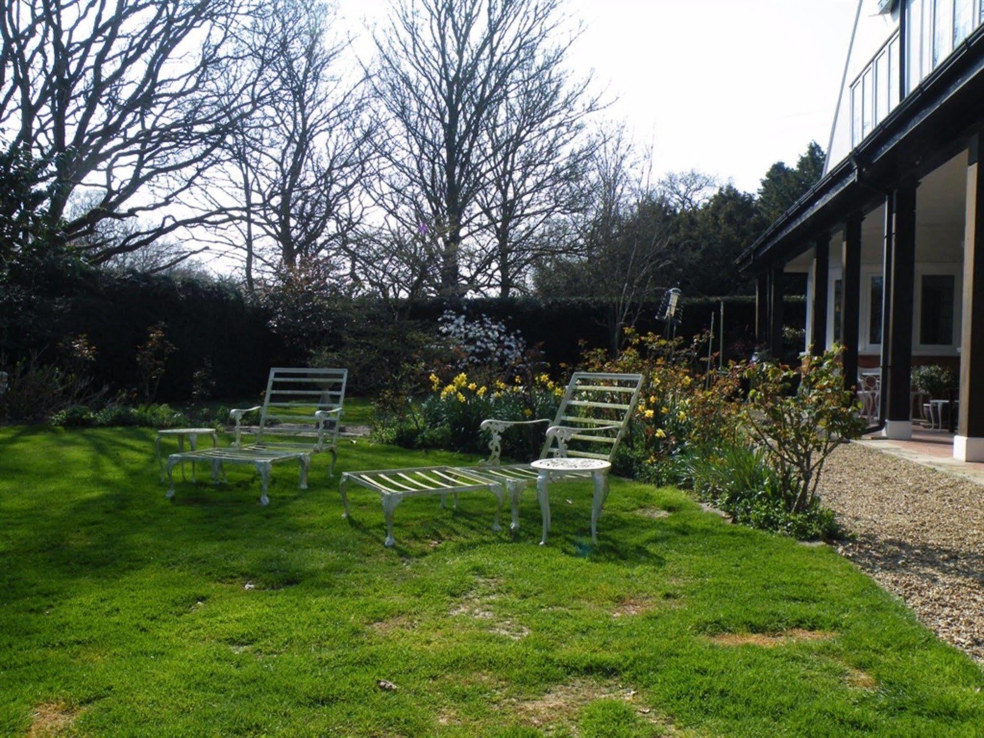 Broadlands Gate Bed & Breakfast Brockenhurst Exterior photo